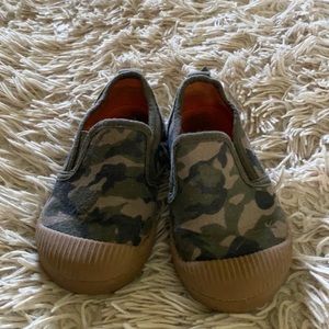 Cat & Jack camo shoes